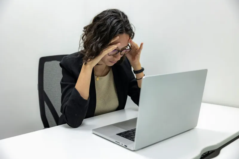 How Your Home Office Is Quietly Damaging Your Eyes — And What to Do About It
