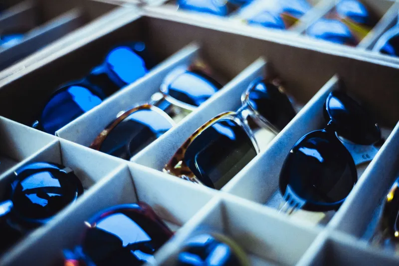 Prescription Sunglasses, Transition Lenses, or Polarized Overglasses: A Clear-Eyed Comparison for Every Lifestyle
