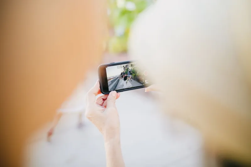 Shoot, Scroll, Repeat: How Constant Smartphone Photography Is Quietly Taxing Your Eyes